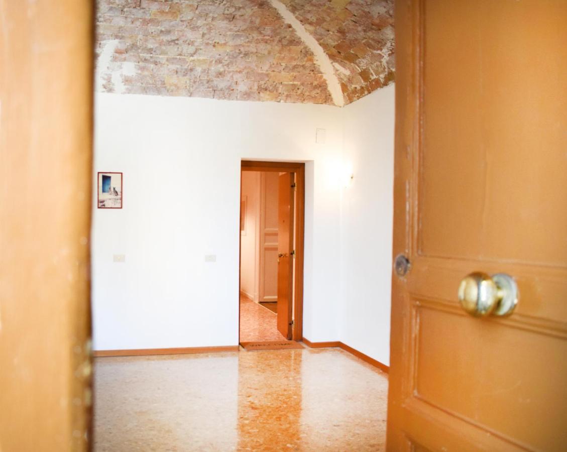 Ferienwohnung Porta Vicari With View In Downtown Palermo Exterior foto