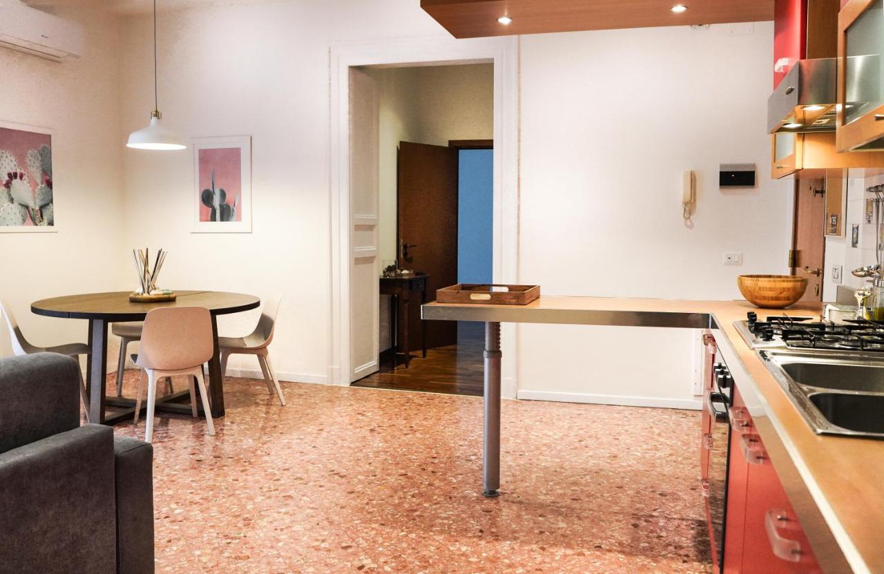 Ferienwohnung Porta Vicari With View In Downtown Palermo Exterior foto